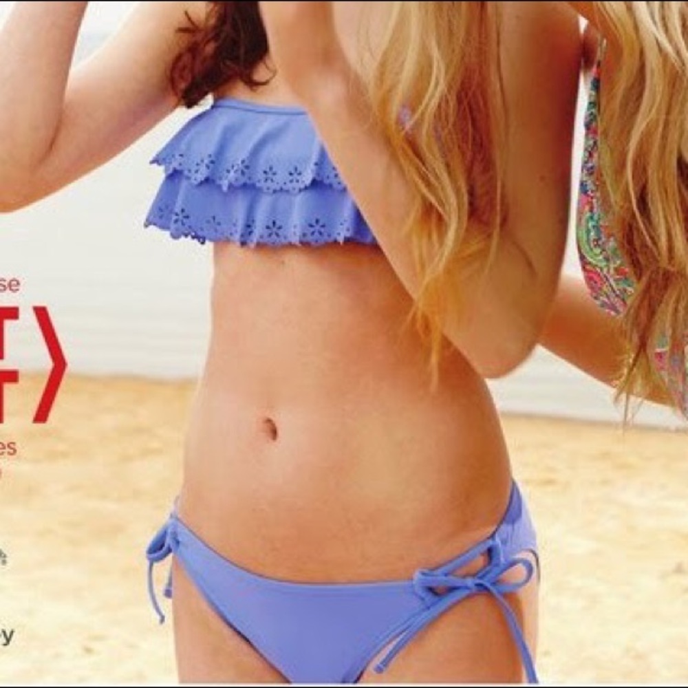 Periwinkle bikini with flower ruffles on top L XL